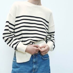 ZARA Striped Knit Sweater - Excellent Condition – Size Small 🤍🖤